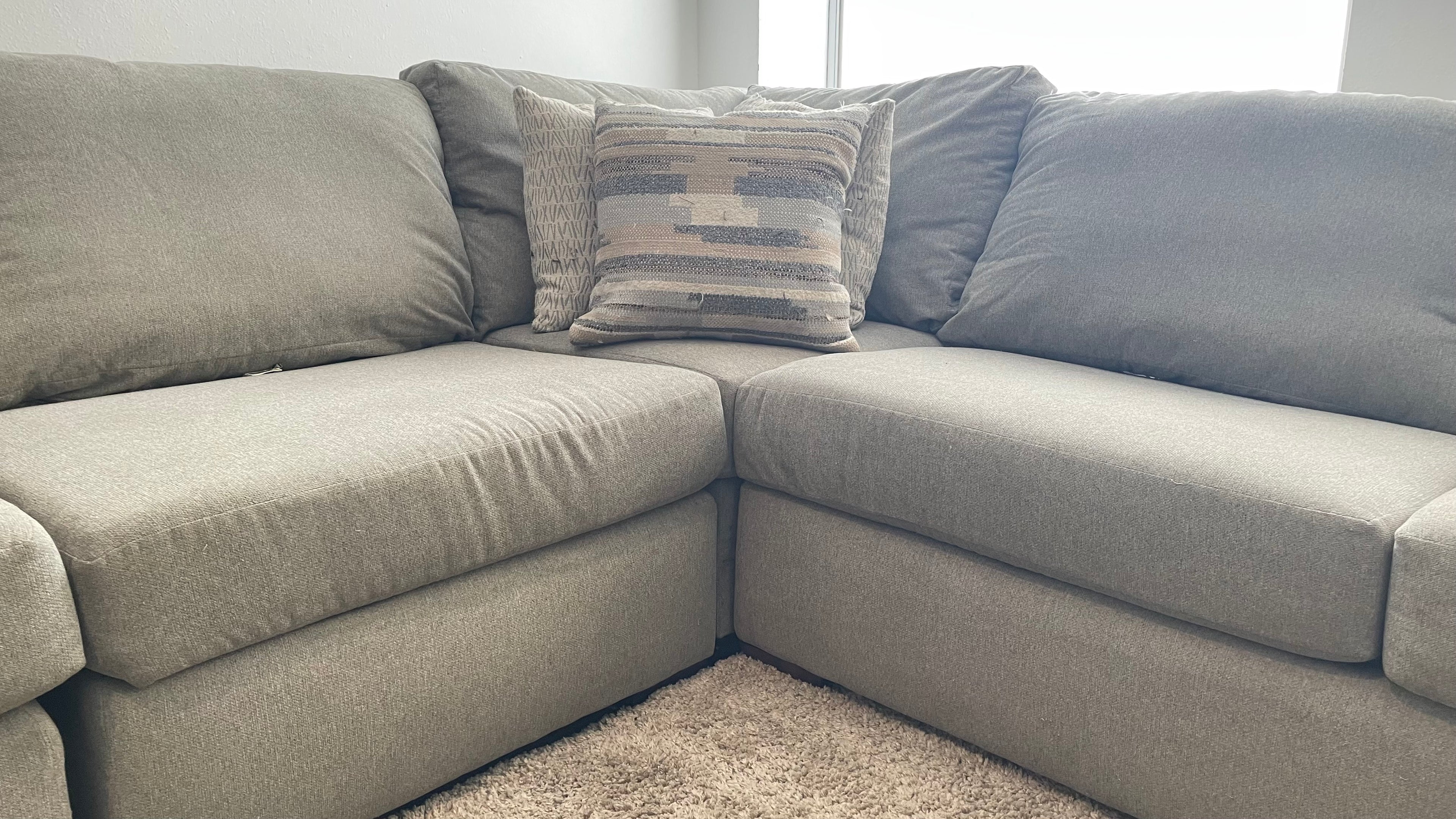Flexsteel Collin’s 5-Piece Fabric Sectional