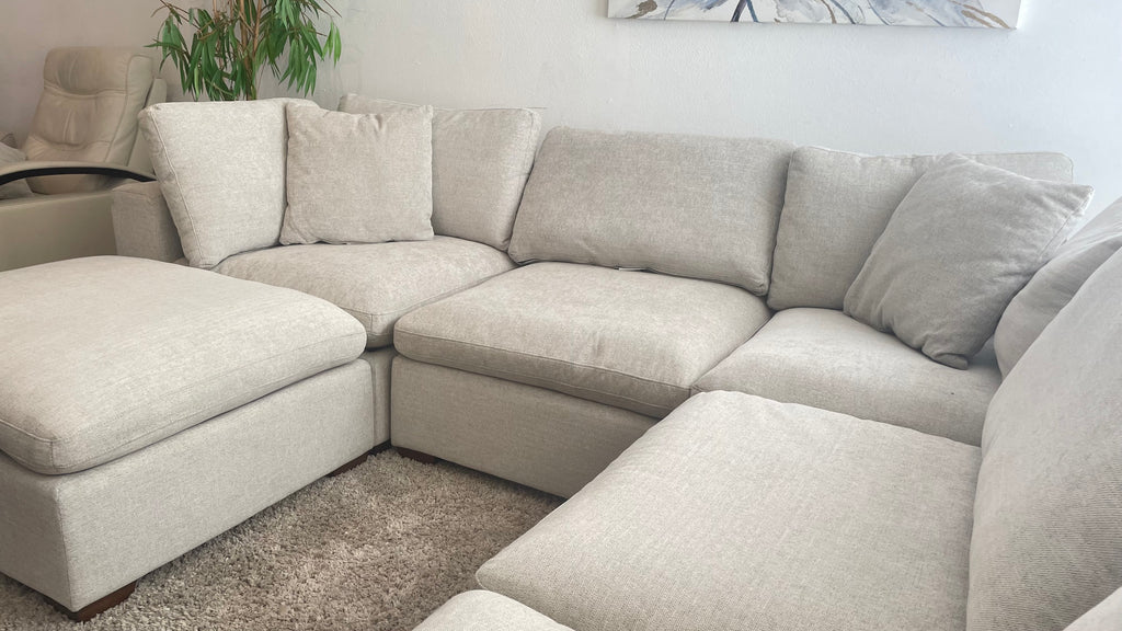 Thomasville Lowell Cloud Sectional w/ Ottoman