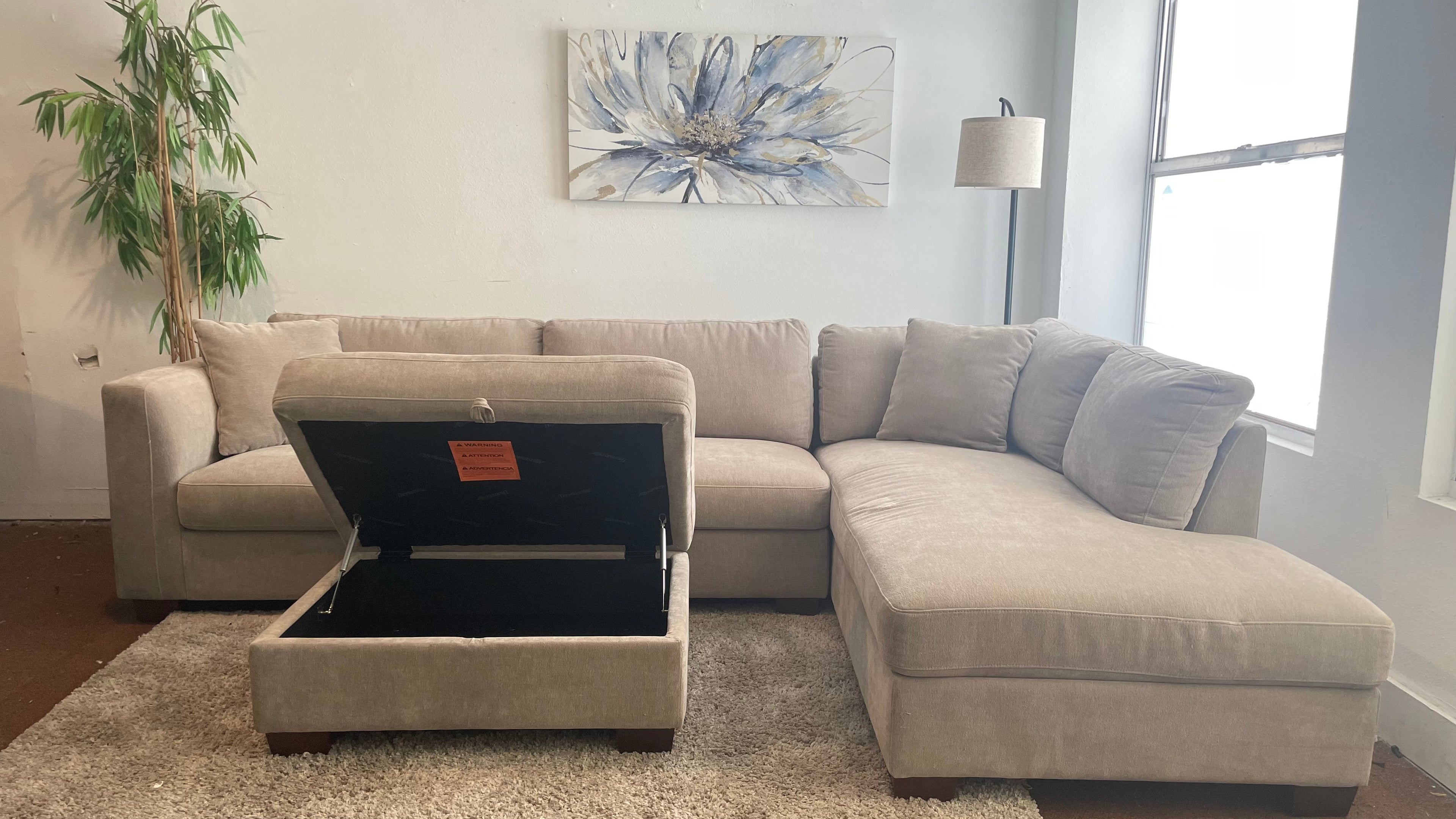 Thomasville Walsen Fabric Sectional w/ Storage Ottoman