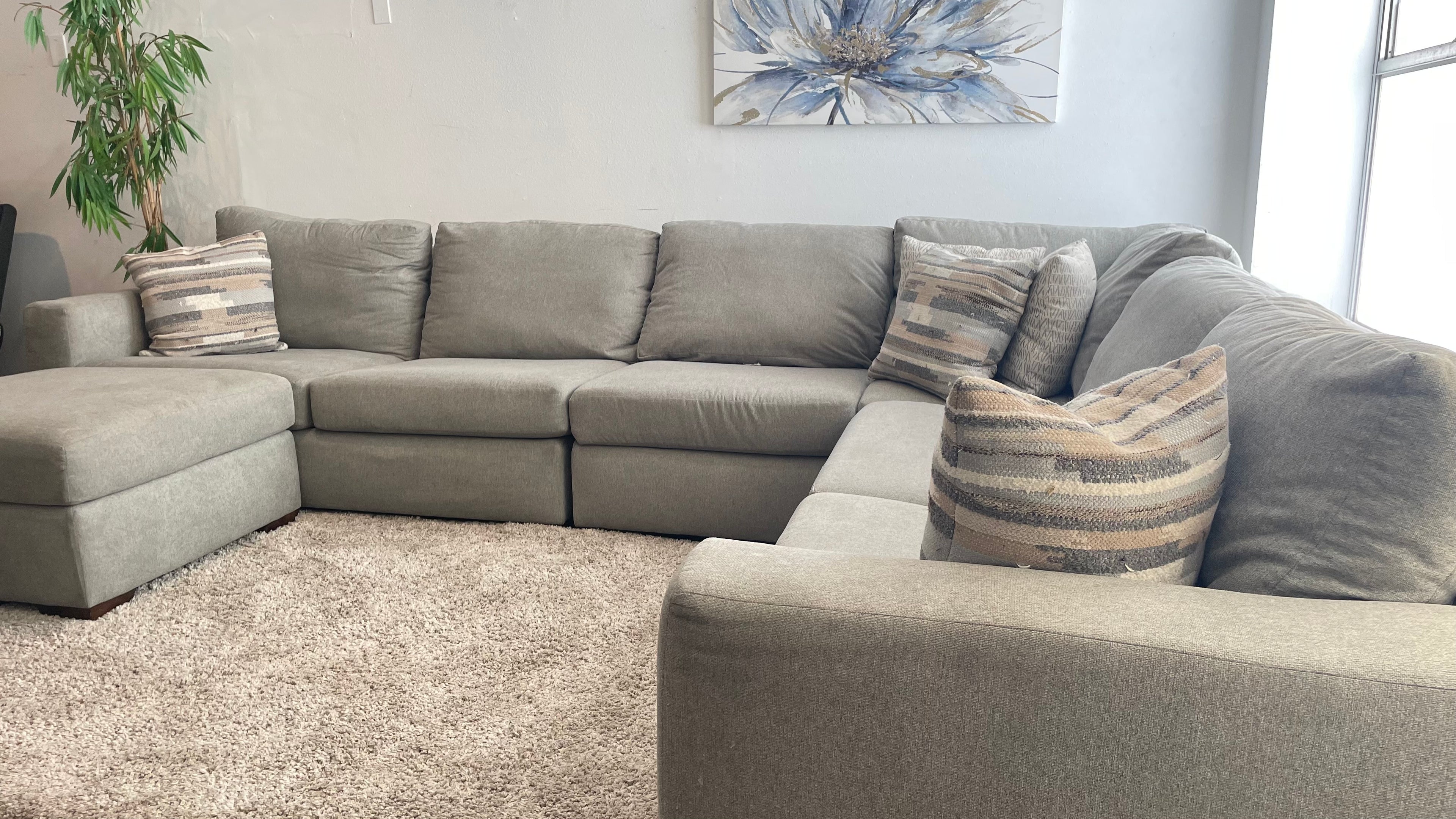 Flexsteel Collin’s 5-Piece Fabric Sectional